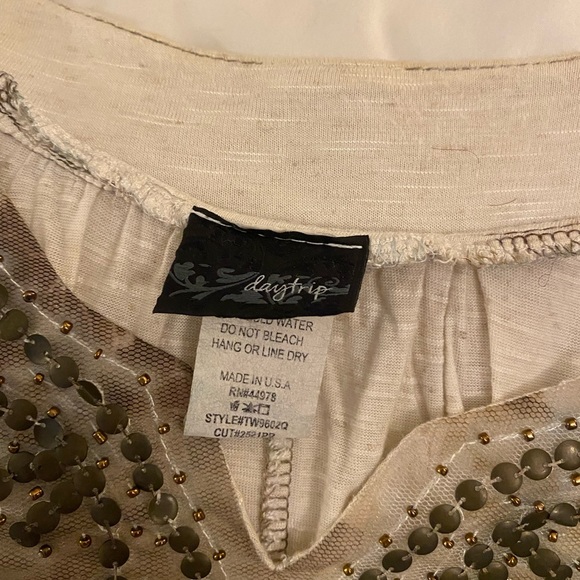 Blouse - Picture 2 of 3